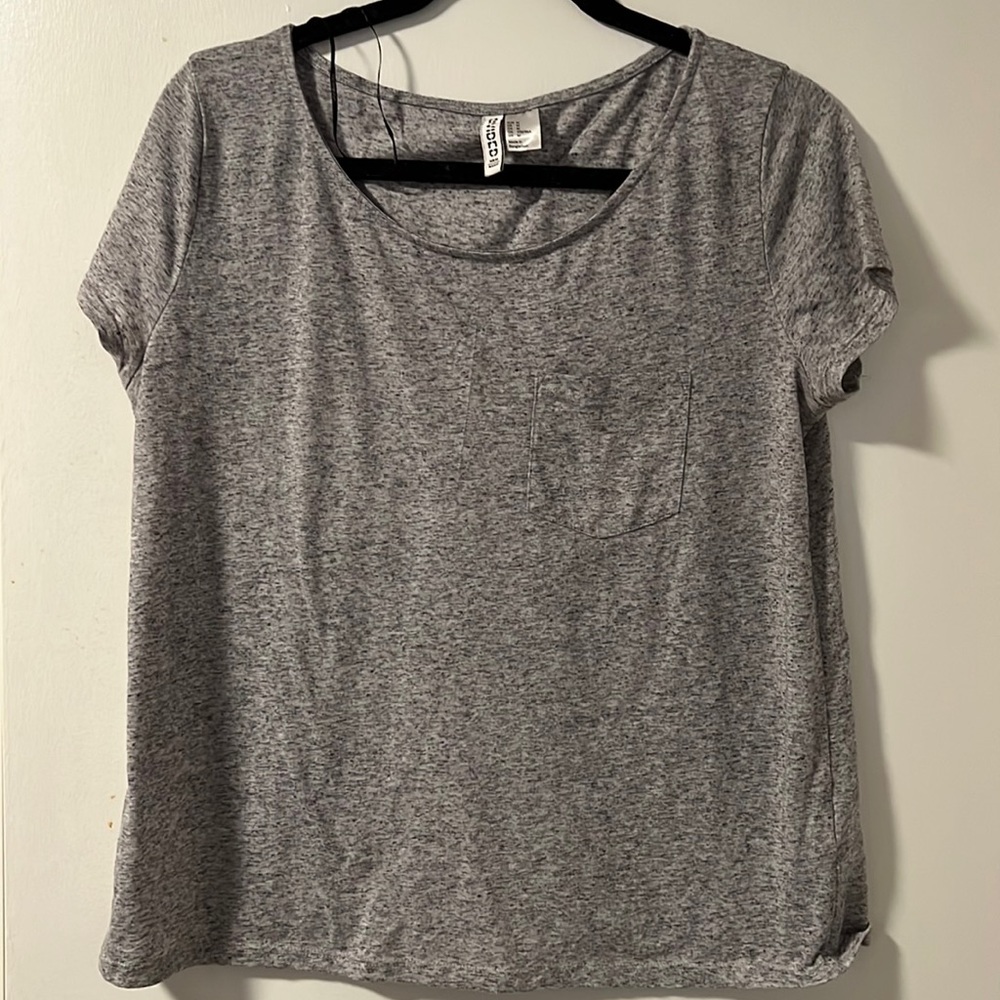 H&M Divided basic Gray top